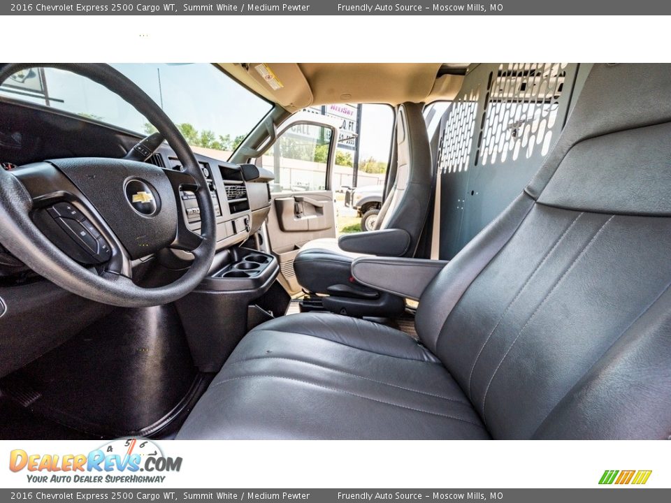 2016 Chevrolet Express 2500 Cargo WT Summit White / Medium Pewter Photo #18