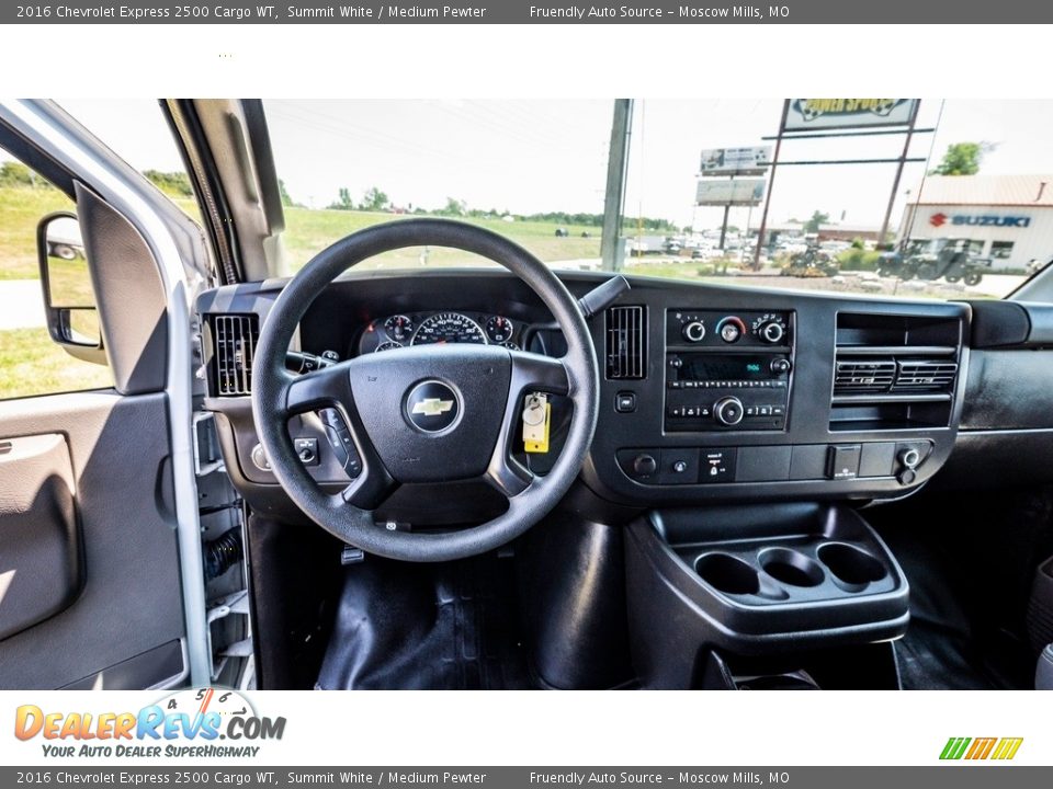 Controls of 2016 Chevrolet Express 2500 Cargo WT Photo #28