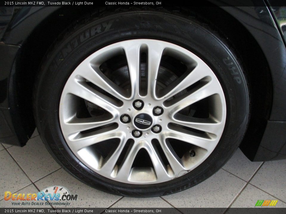 2015 Lincoln MKZ FWD Wheel Photo #6