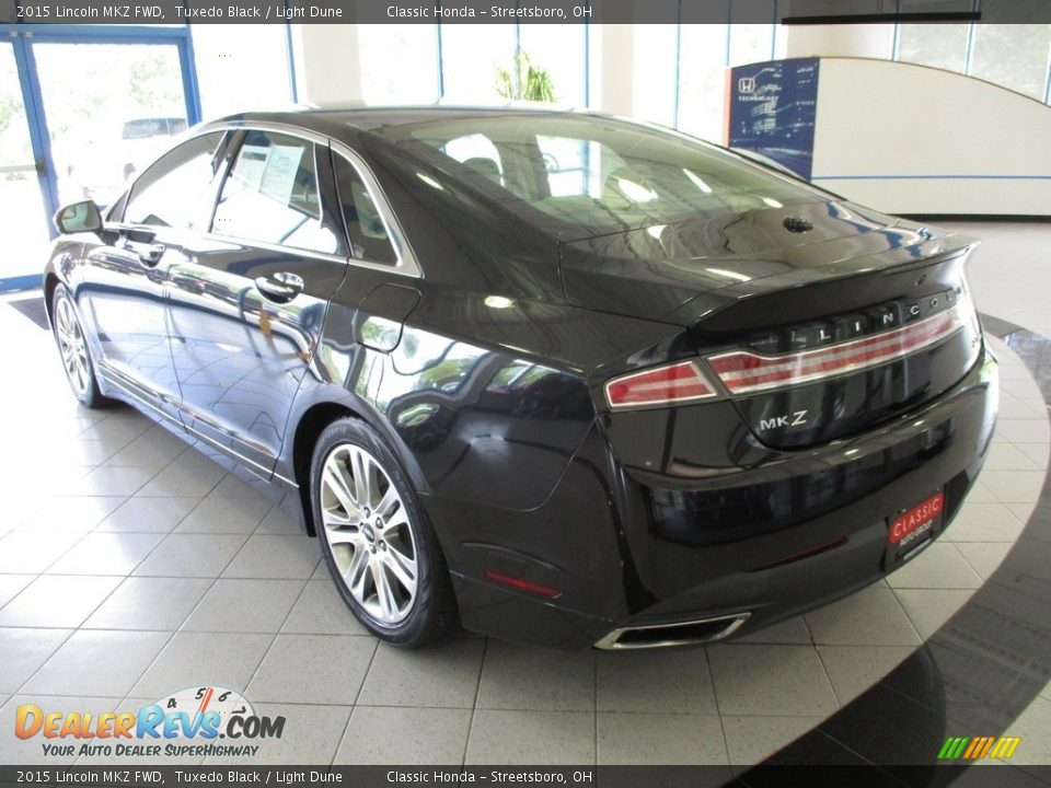 2015 Lincoln MKZ FWD Tuxedo Black / Light Dune Photo #9