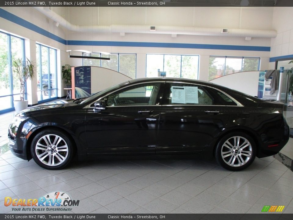 Tuxedo Black 2015 Lincoln MKZ FWD Photo #11