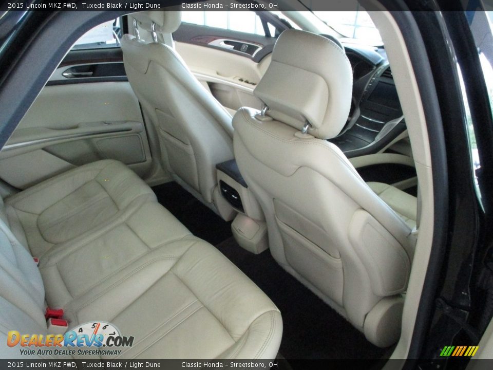 Rear Seat of 2015 Lincoln MKZ FWD Photo #19
