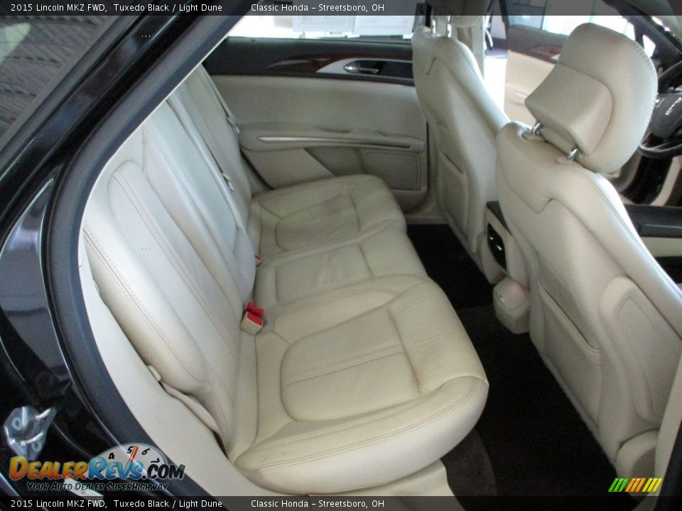 Rear Seat of 2015 Lincoln MKZ FWD Photo #20