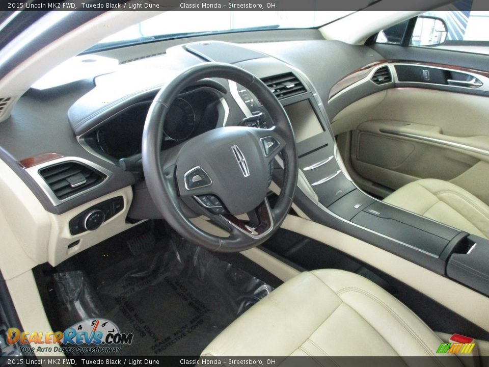 Light Dune Interior - 2015 Lincoln MKZ FWD Photo #27