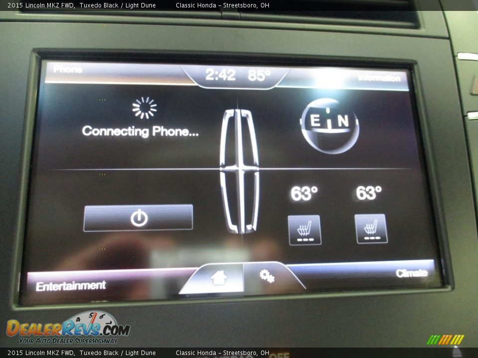 Controls of 2015 Lincoln MKZ FWD Photo #35