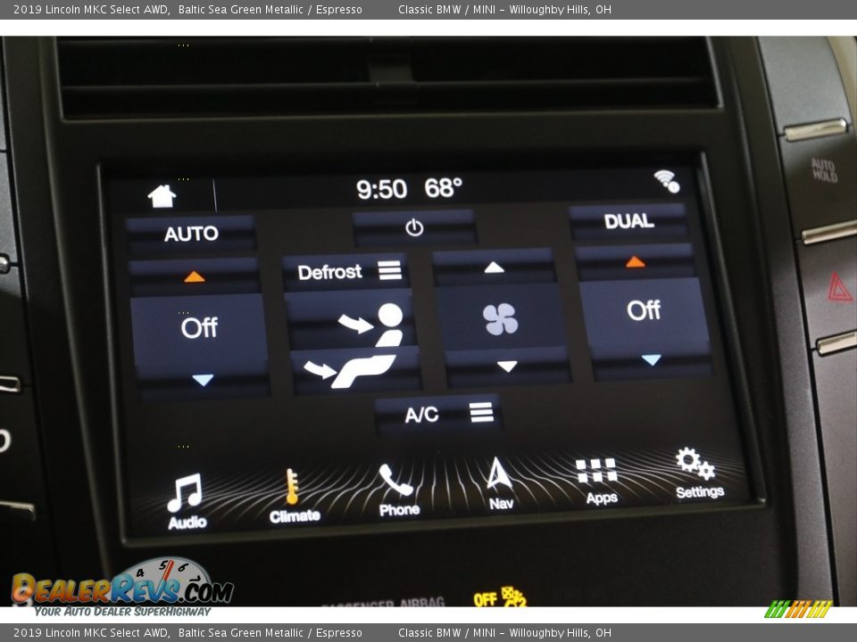 Controls of 2019 Lincoln MKC Select AWD Photo #12