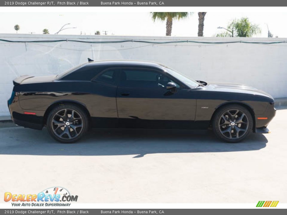 2019 Dodge Challenger R/T Pitch Black / Black Photo #14