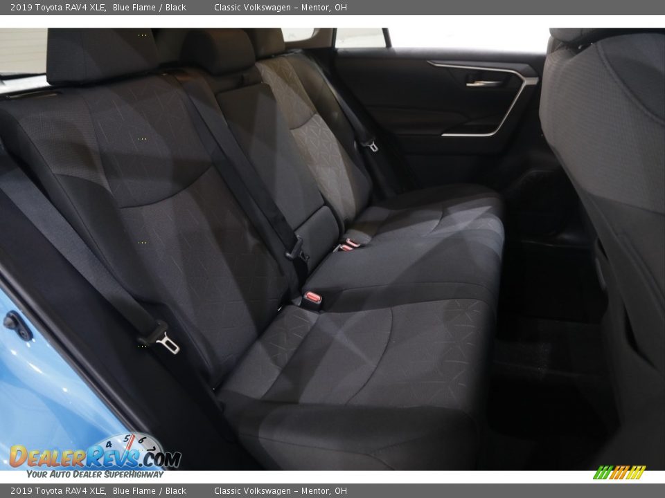 2019 Toyota RAV4 XLE Blue Flame / Black Photo #16