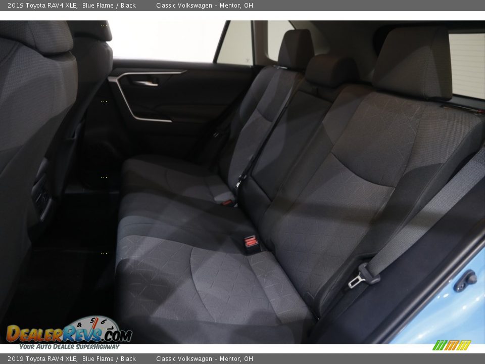 2019 Toyota RAV4 XLE Blue Flame / Black Photo #17