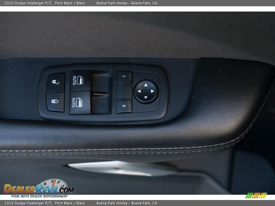 2019 Dodge Challenger R/T Pitch Black / Black Photo #29