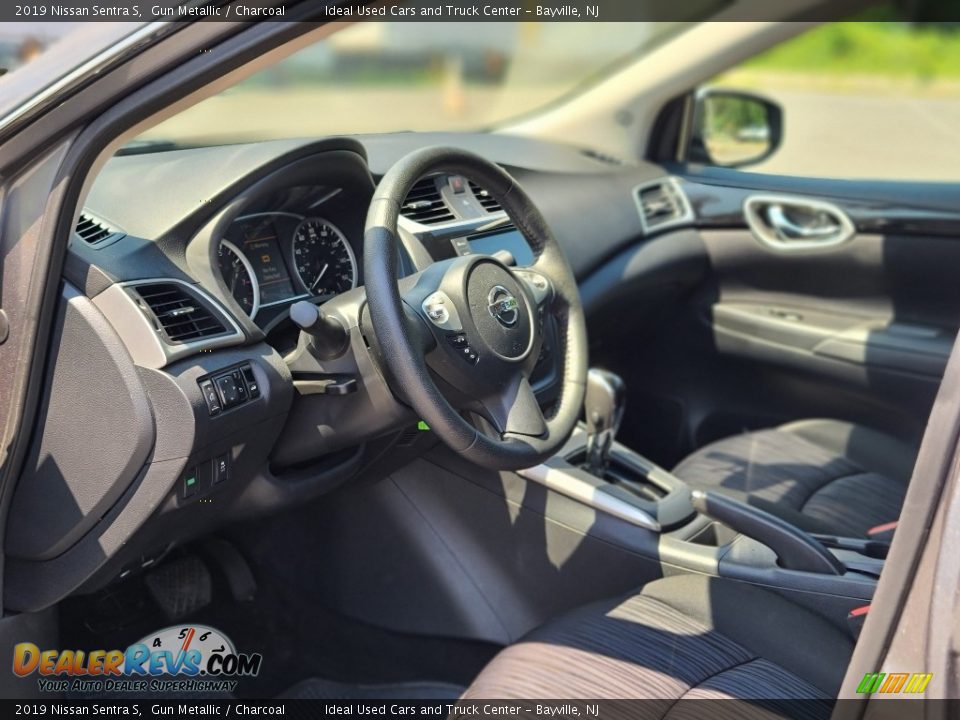 2019 Nissan Sentra S Gun Metallic / Charcoal Photo #16