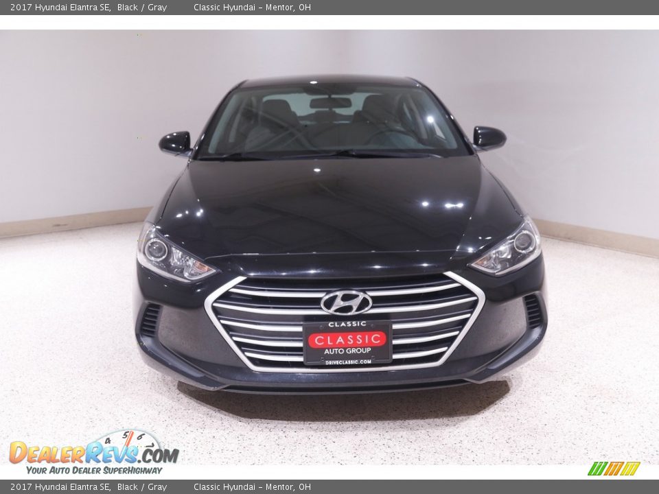 2017 Hyundai Elantra SE Black / Gray Photo #2
