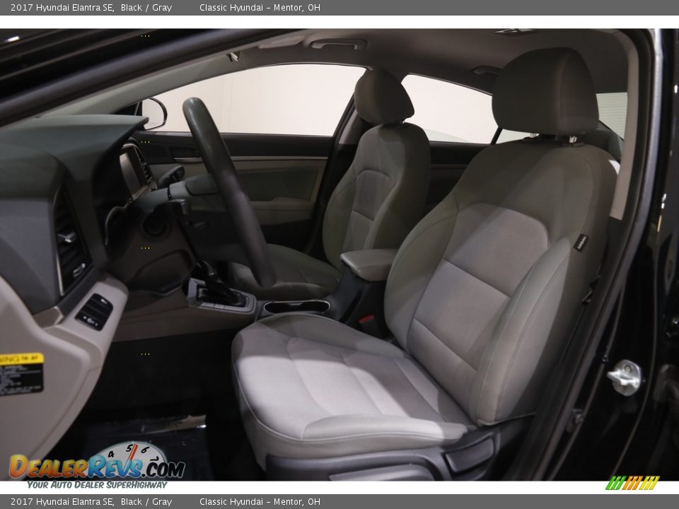 2017 Hyundai Elantra SE Black / Gray Photo #5