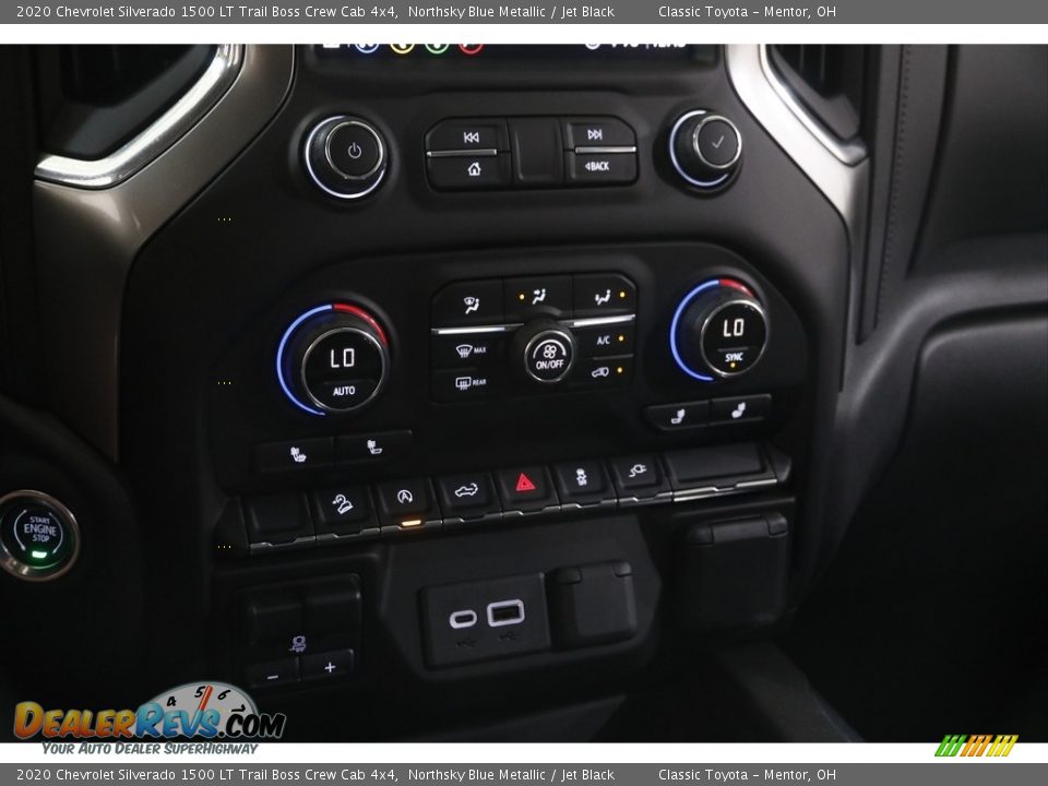 Controls of 2020 Chevrolet Silverado 1500 LT Trail Boss Crew Cab 4x4 Photo #15