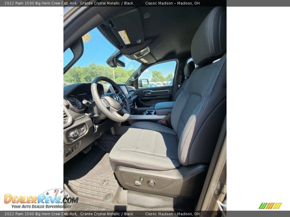 2022 Ram 1500 Big Horn Crew Cab 4x4 Granite Crystal Metallic / Black Photo #2