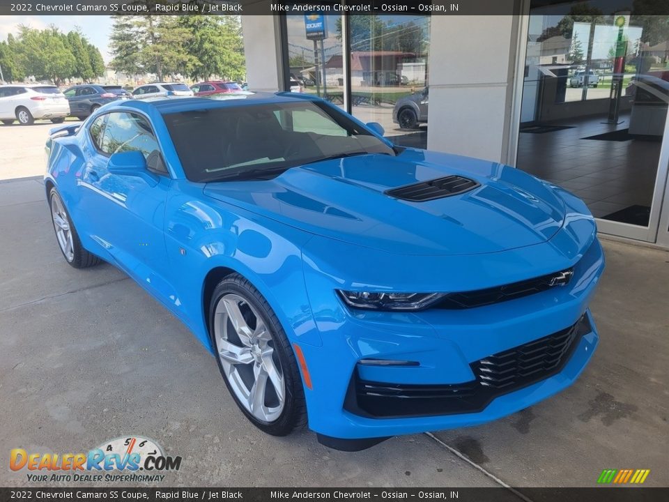Front 3/4 View of 2022 Chevrolet Camaro SS Coupe Photo #2