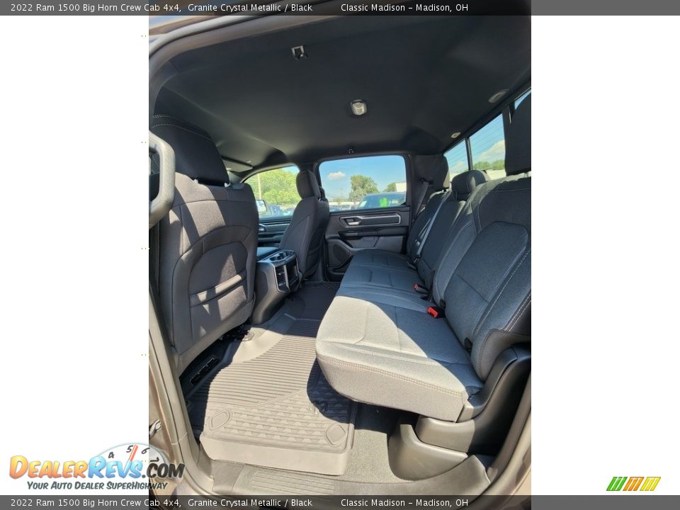 2022 Ram 1500 Big Horn Crew Cab 4x4 Granite Crystal Metallic / Black Photo #3