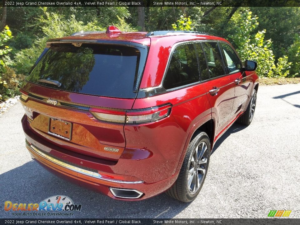 2022 Jeep Grand Cherokee Overland 4x4 Velvet Red Pearl / Global Black Photo #6