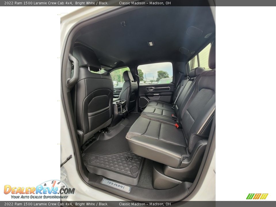 2022 Ram 1500 Laramie Crew Cab 4x4 Bright White / Black Photo #3