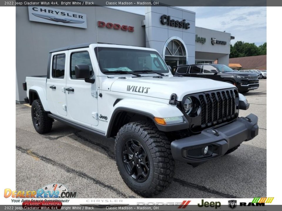 2022 Jeep Gladiator Willys 4x4 Bright White / Black Photo #1
