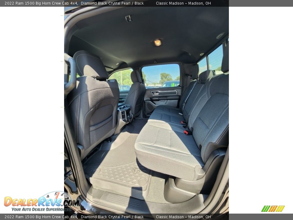 2022 Ram 1500 Big Horn Crew Cab 4x4 Diamond Black Crystal Pearl / Black Photo #3