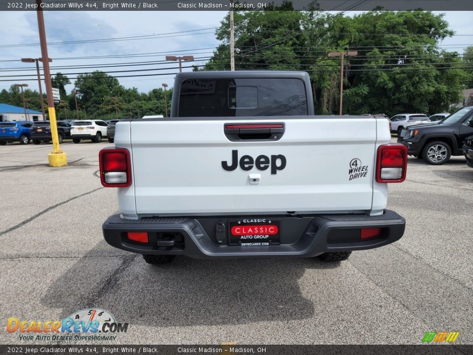 2022 Jeep Gladiator Willys 4x4 Bright White / Black Photo #10
