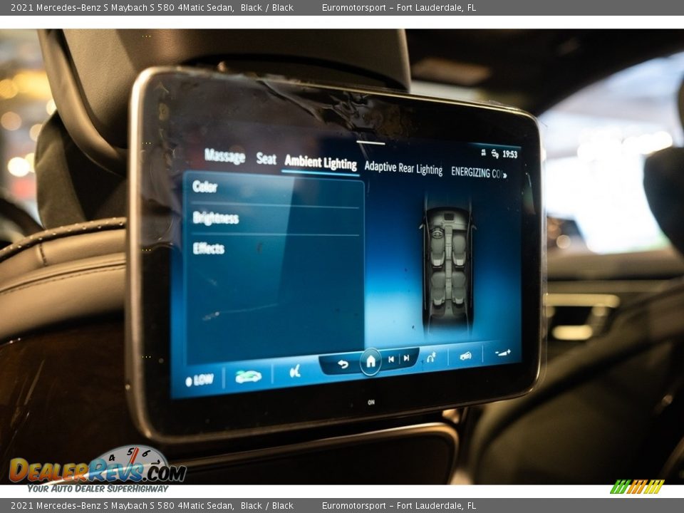 Entertainment System of 2021 Mercedes-Benz S Maybach S 580 4Matic Sedan Photo #35