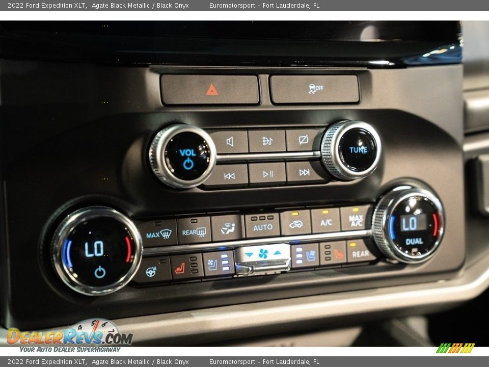 Controls of 2022 Ford Expedition XLT Photo #52