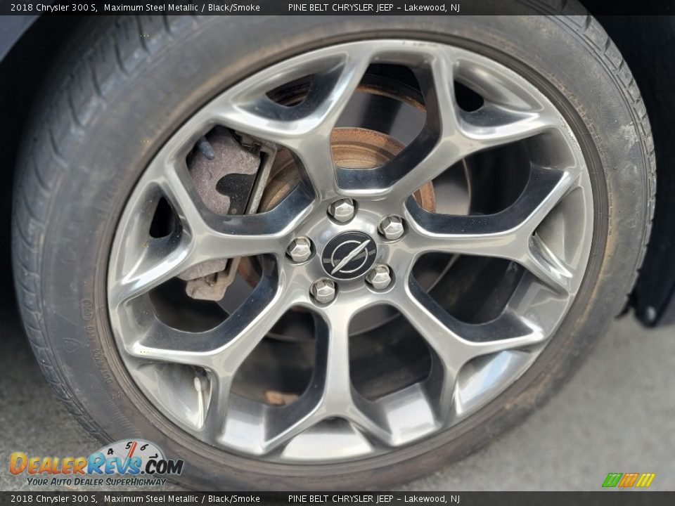 2018 Chrysler 300 S Wheel Photo #4