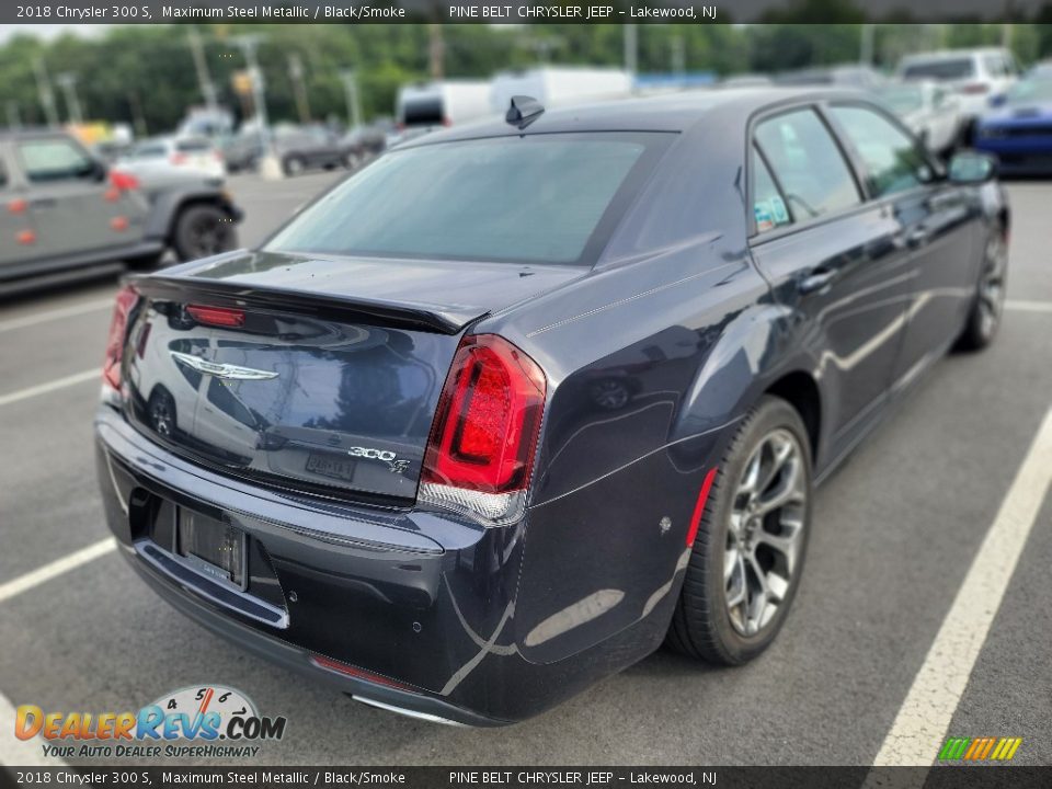 2018 Chrysler 300 S Maximum Steel Metallic / Black/Smoke Photo #6