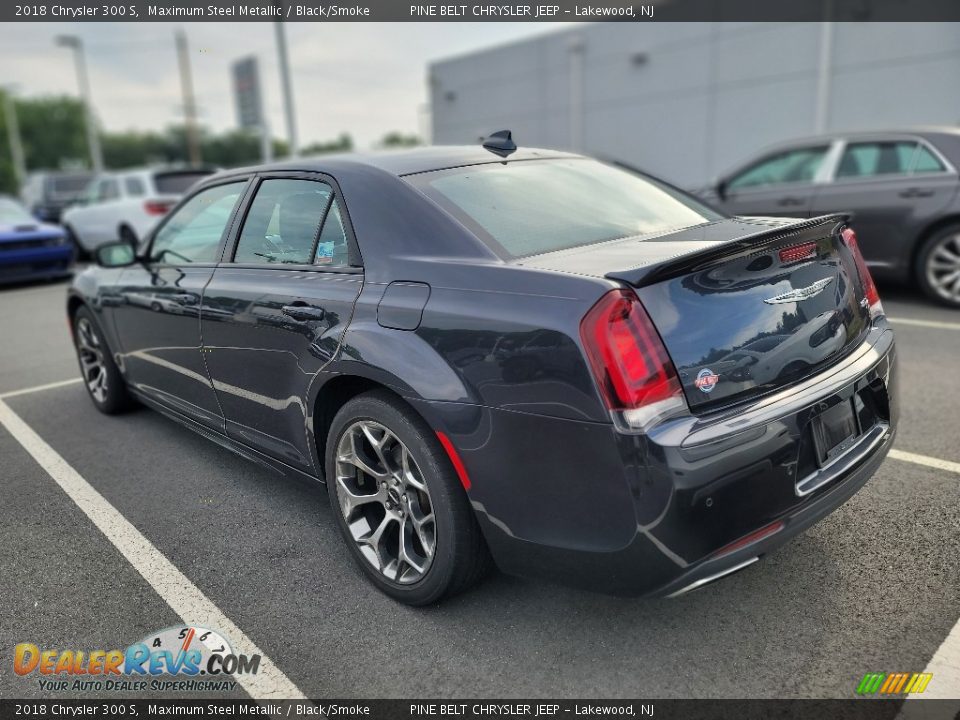 2018 Chrysler 300 S Maximum Steel Metallic / Black/Smoke Photo #7