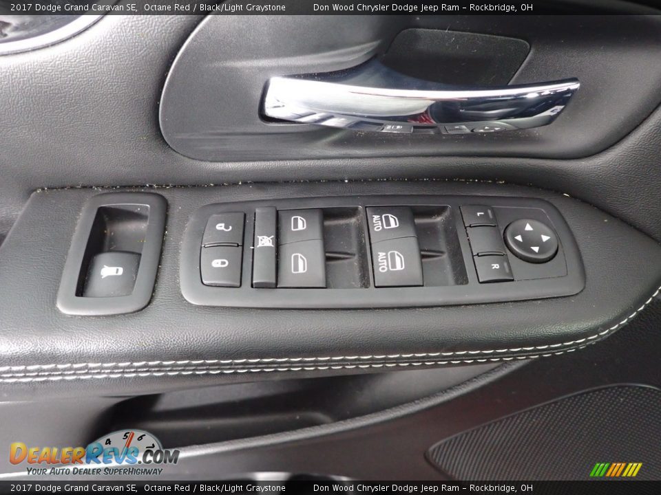 2017 Dodge Grand Caravan SE Octane Red / Black/Light Graystone Photo #10