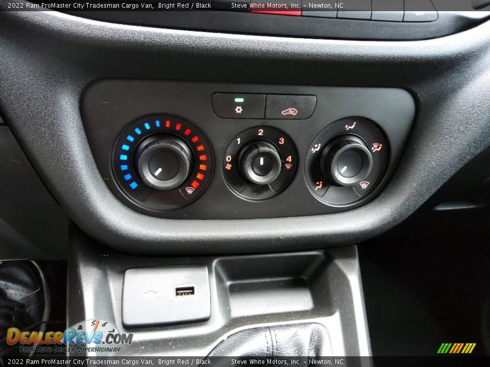 Controls of 2022 Ram ProMaster City Tradesman Cargo Van Photo #22