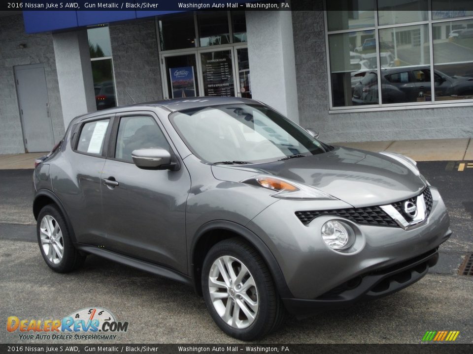 2016 Nissan Juke S AWD Gun Metallic / Black/Silver Photo #1