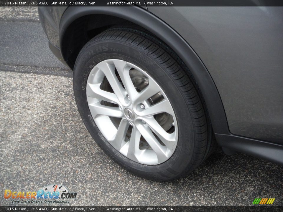 2016 Nissan Juke S AWD Gun Metallic / Black/Silver Photo #3