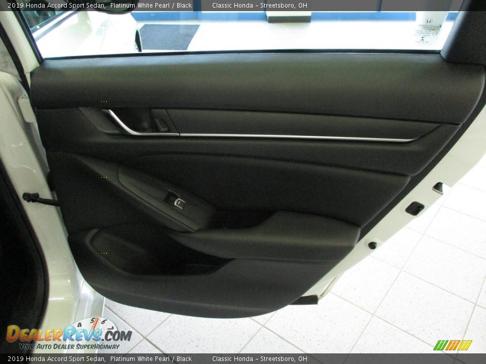 2019 Honda Accord Sport Sedan Platinum White Pearl / Black Photo #17