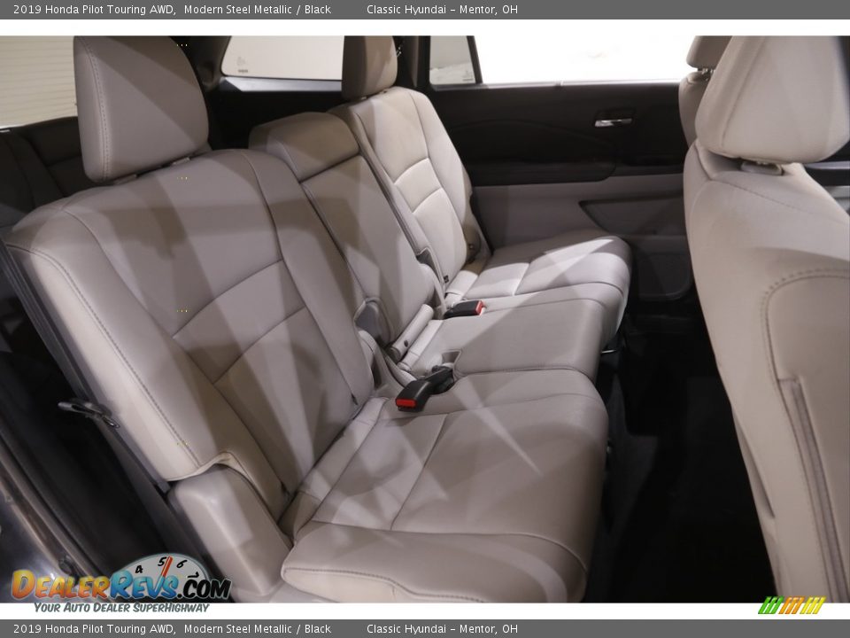 2019 Honda Pilot Touring AWD Modern Steel Metallic / Black Photo #18