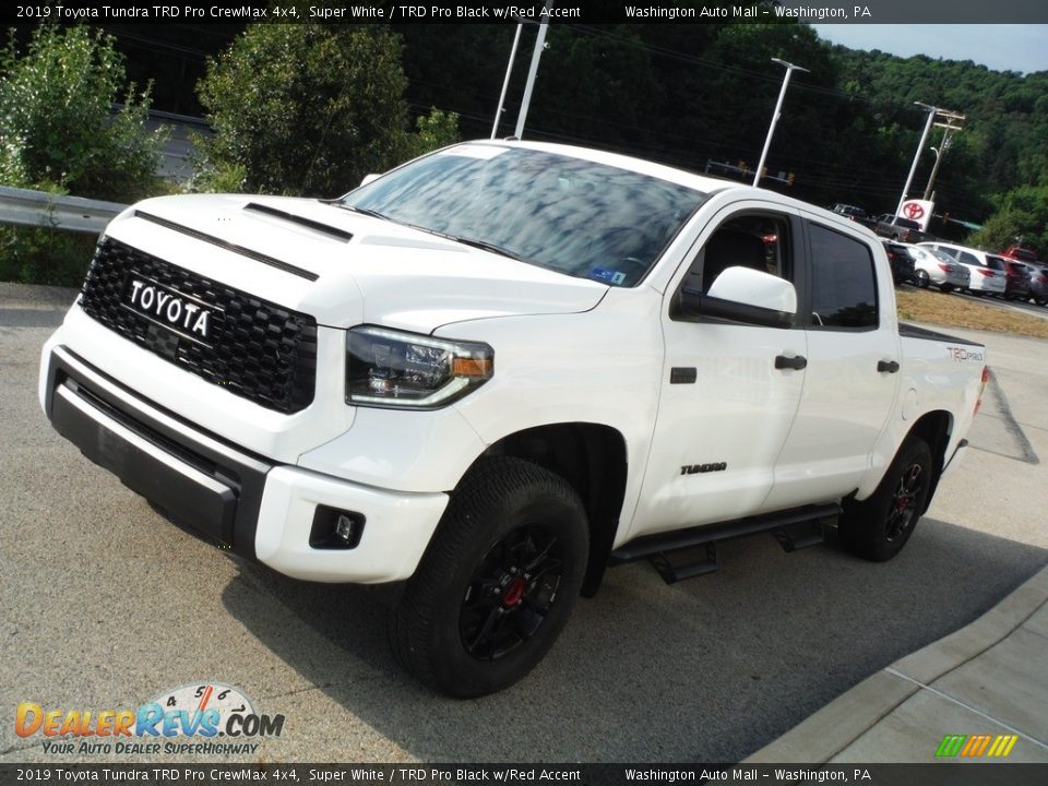 Front 3/4 View of 2019 Toyota Tundra TRD Pro CrewMax 4x4 Photo #17