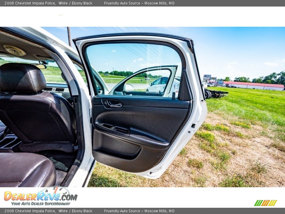 Door Panel of 2008 Chevrolet Impala Police Photo #26