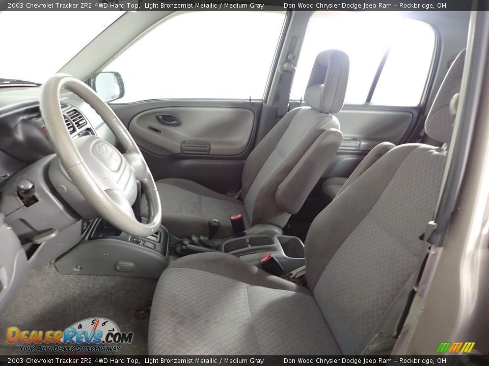 2003 Chevrolet Tracker ZR2 4WD Hard Top Light Bronzemist Metallic / Medium Gray Photo #8