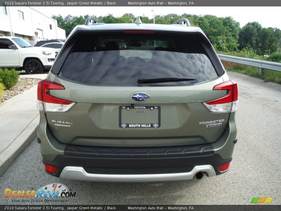 2019 Subaru Forester 2.5i Touring Jasper Green Metallic / Black Photo #17