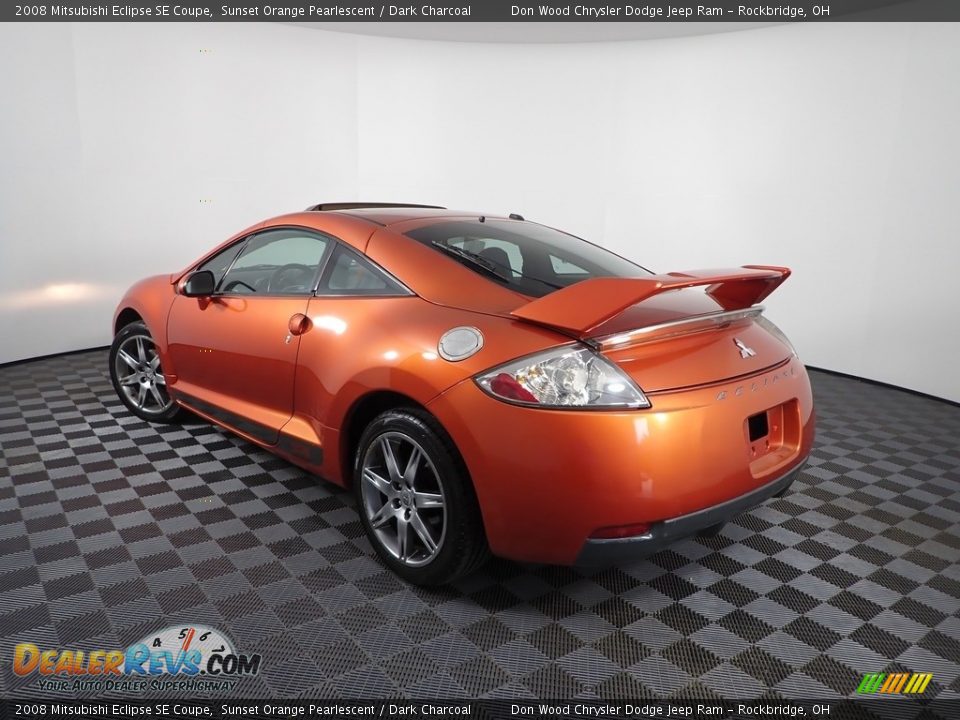 2008 Mitsubishi Eclipse SE Coupe Sunset Orange Pearlescent / Dark Charcoal Photo #5