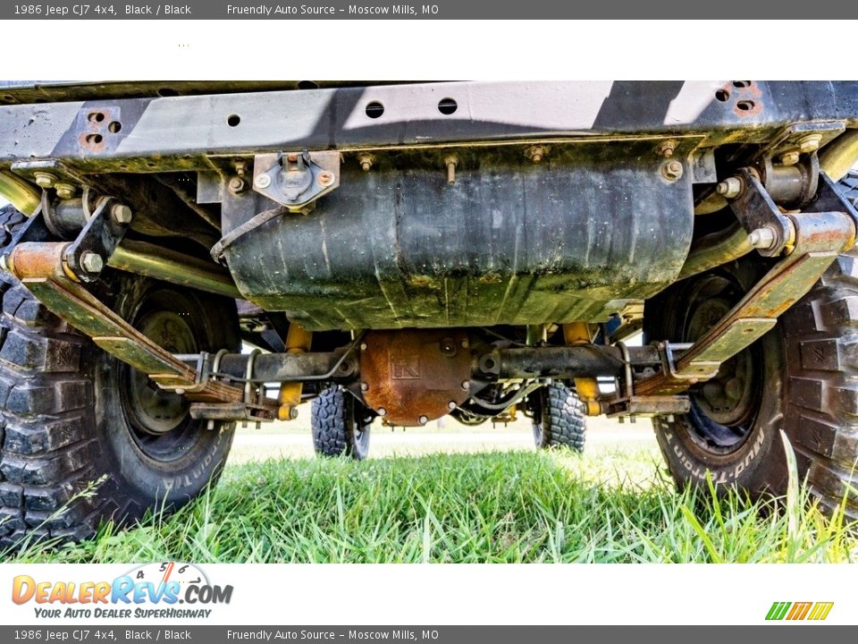 Undercarriage of 1986 Jeep CJ7 4x4 Photo #13