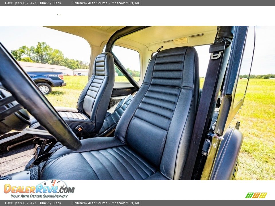Front Seat of 1986 Jeep CJ7 4x4 Photo #17