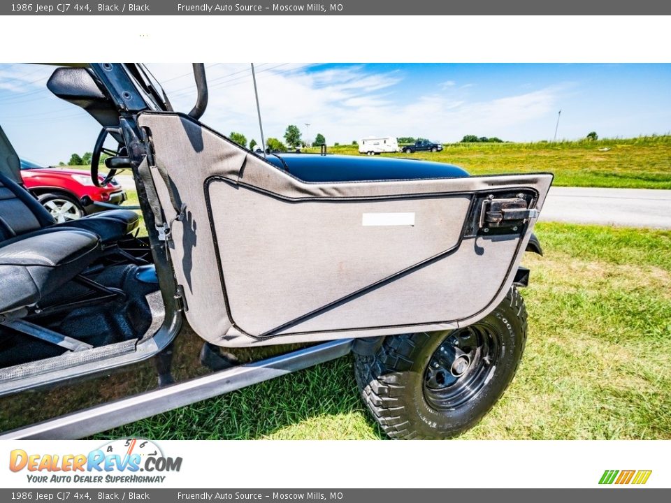 1986 Jeep CJ7 4x4 Black / Black Photo #23