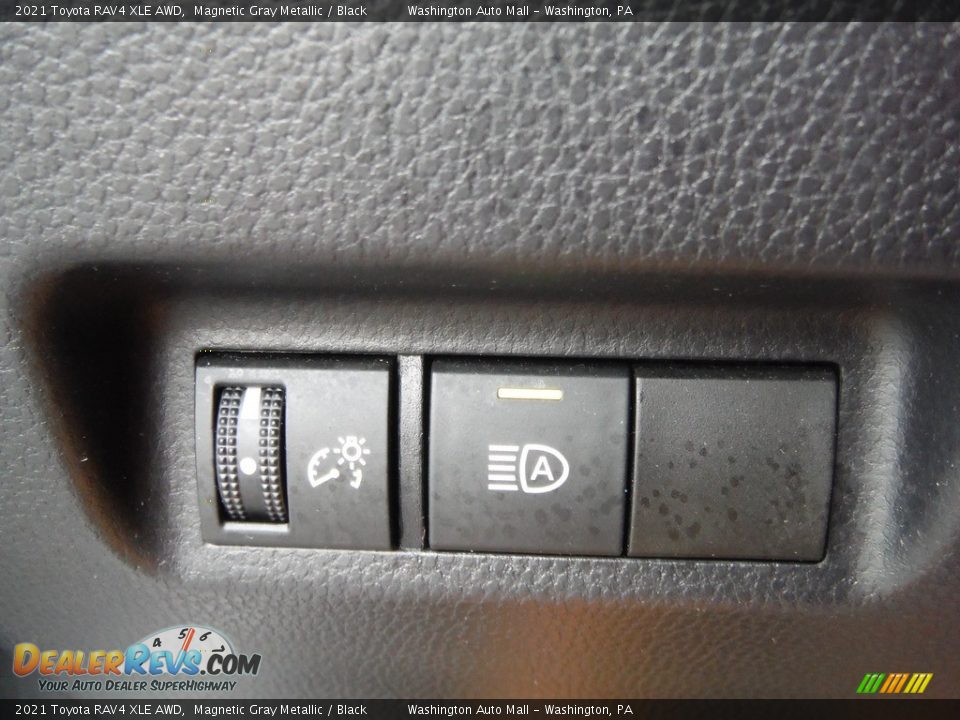 2021 Toyota RAV4 XLE AWD Magnetic Gray Metallic / Black Photo #6