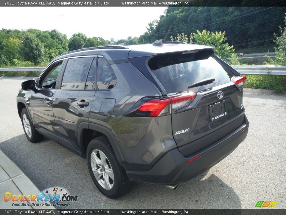2021 Toyota RAV4 XLE AWD Magnetic Gray Metallic / Black Photo #10