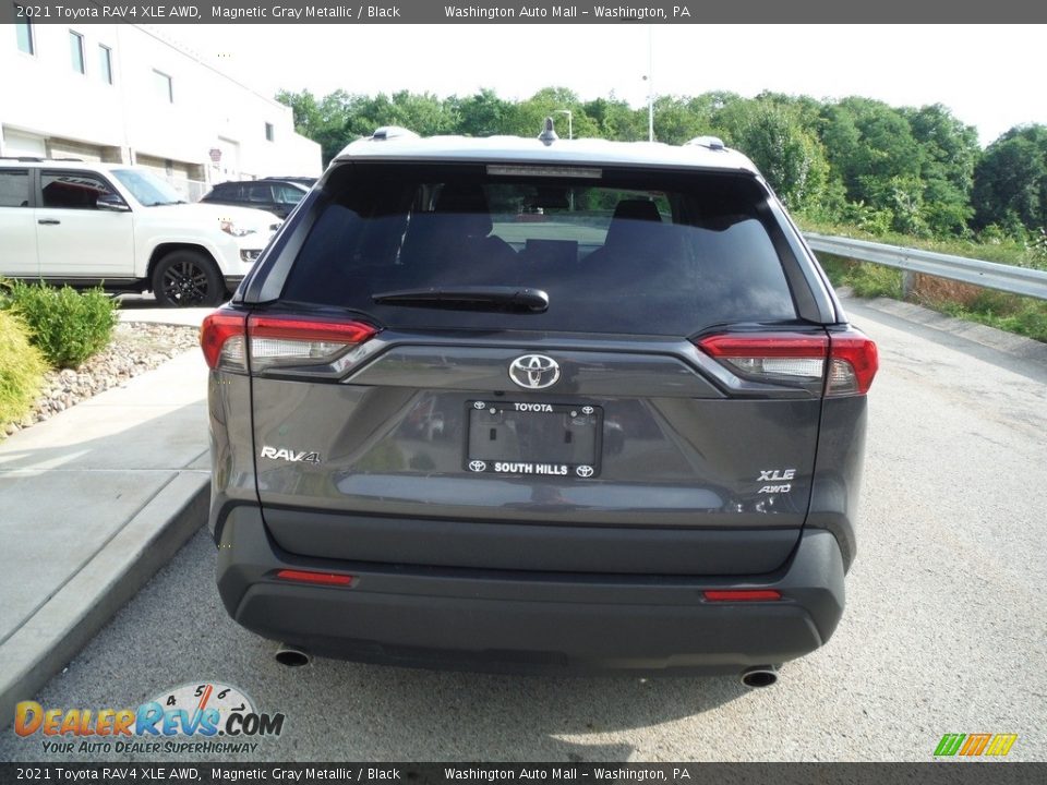 2021 Toyota RAV4 XLE AWD Magnetic Gray Metallic / Black Photo #11
