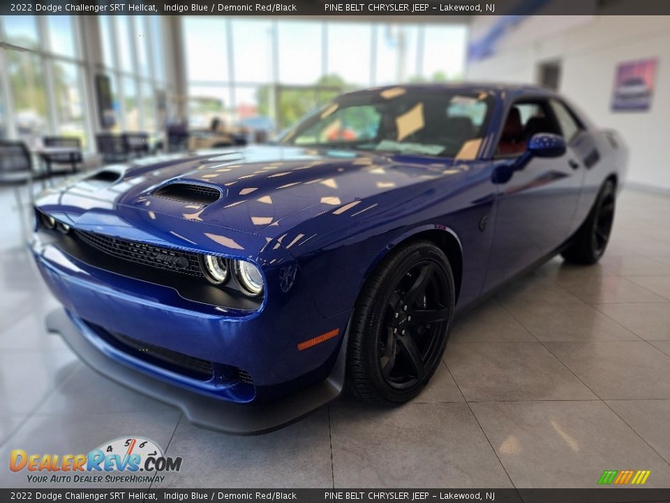 Front 3/4 View of 2022 Dodge Challenger SRT Hellcat Photo #1