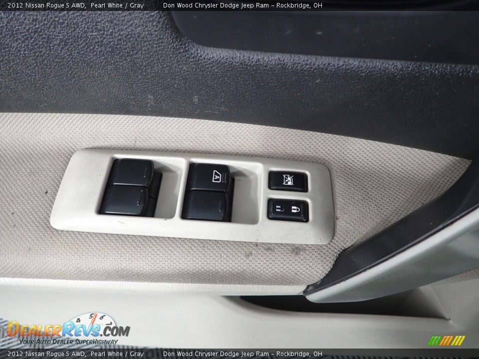 2012 Nissan Rogue S AWD Pearl White / Gray Photo #10